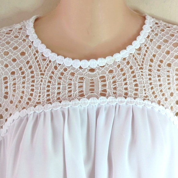 Lilly Pulitzer Amenna Flounce Sleeve Top in White 2 - Picture 6 of 16